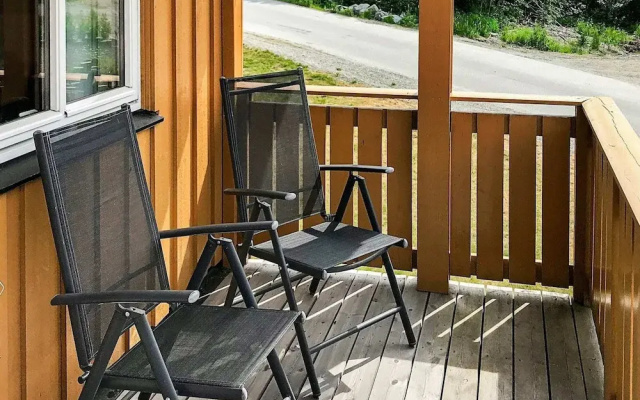 8 Person Holiday Home in Skulestadmo