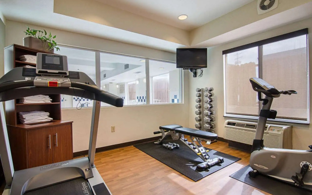 Quality Suites Springdale West I-49