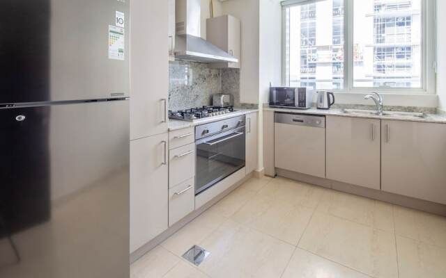 Stunning 2BR With Study in Prime Downtown Dubai - Sleeps 5!