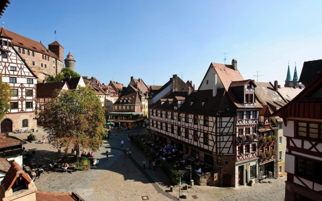 Burghotel Stammhaus