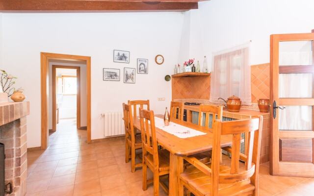Can Dato in Inca With 2 Bedrooms and 2 Bathrooms