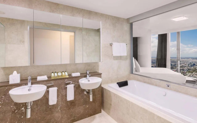 Meriton Suites Herschel Street, Brisbane