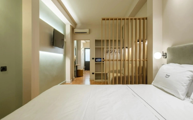 Touring Hotel