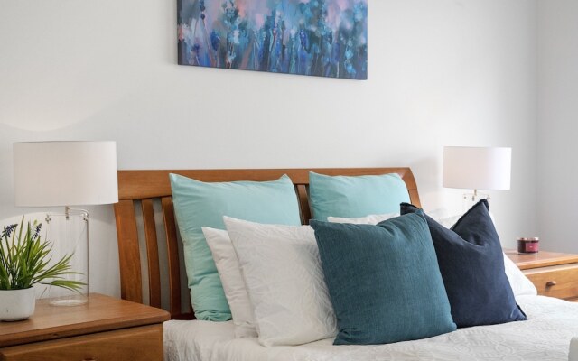 Peaceful Beach House in Portsea