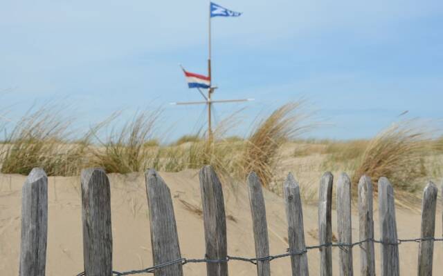 Lovely Apartment With Sea Views On The Boulevard Of Noordwijk