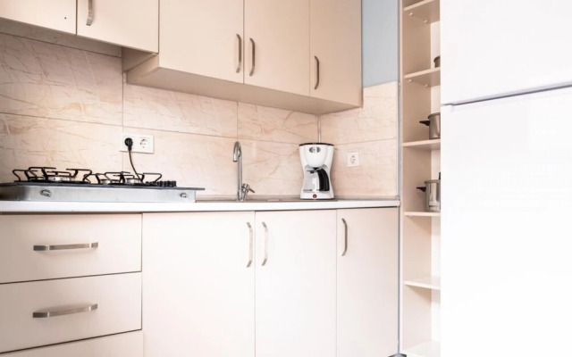 Charming Flat Near Bagdat Street in Kadikoy