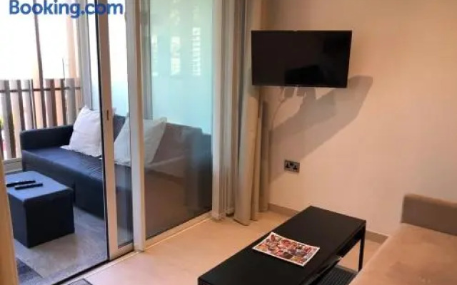 Westone Suite710-hosted by Sweetstay