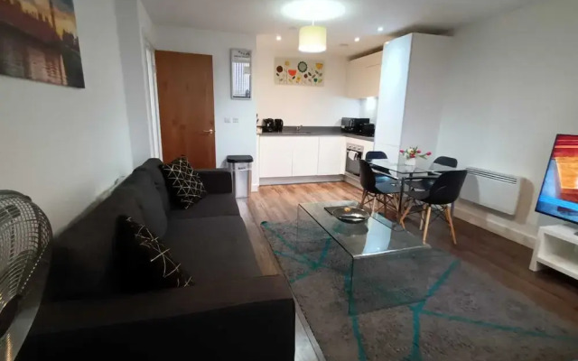 Broad St - 1 Bedroom - 1 Bathroom - Free Parking