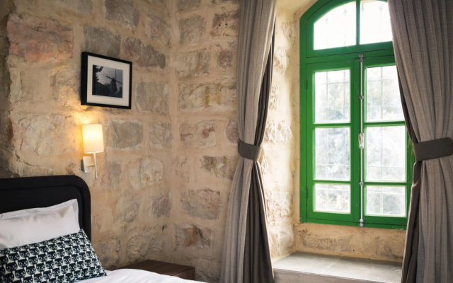 Malka Hotel
