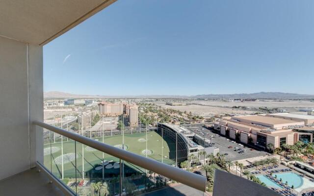 Signature Suite on the Strip