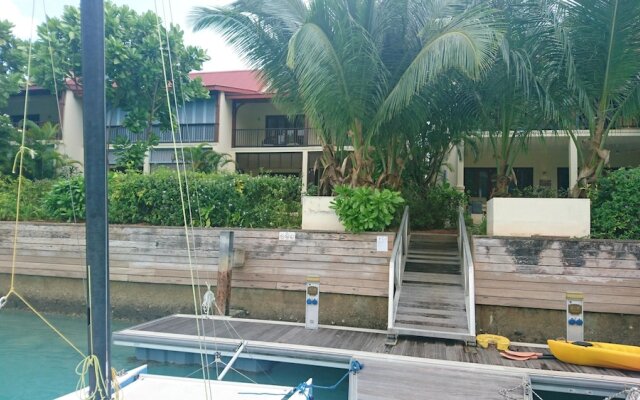 House With 3 Bedrooms in Mahé, With Wonderful sea View, Private Pool a