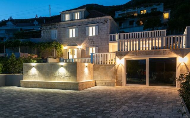 Holiday Villa Sasha