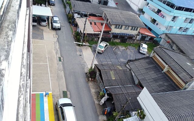 Sansabai Place