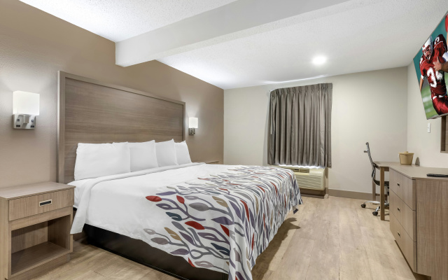 Red Roof Inn & Suites Newport News