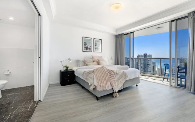 Chevron Renaissance - Wow Stay
