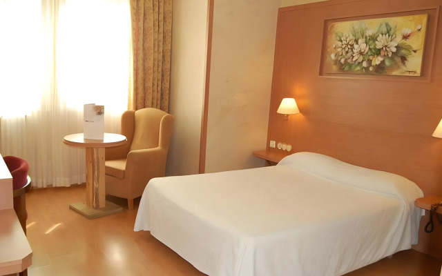 Hotel Urpi