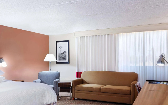 Four Points by Sheraton College Station