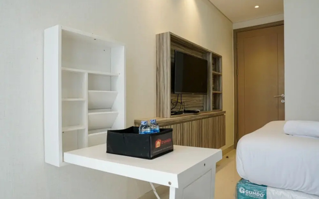 Exclusive and Great Location 1Br Gold Coast Apartment Near Pik