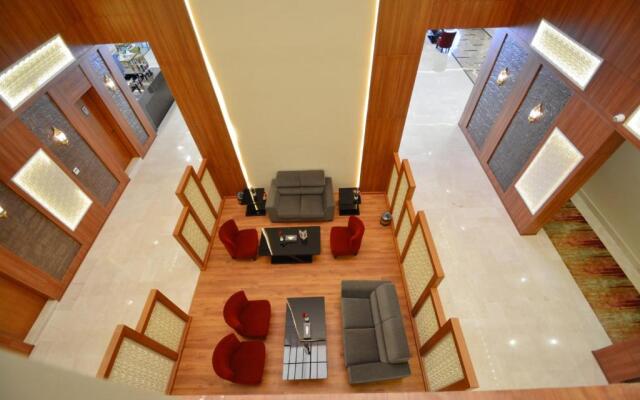 Thwary Hotel Suites
