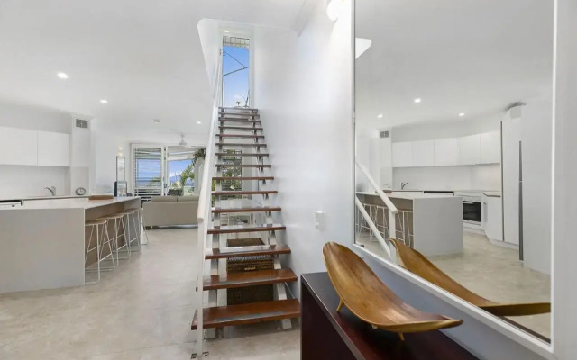 76 Upper Hastings Street Apartment