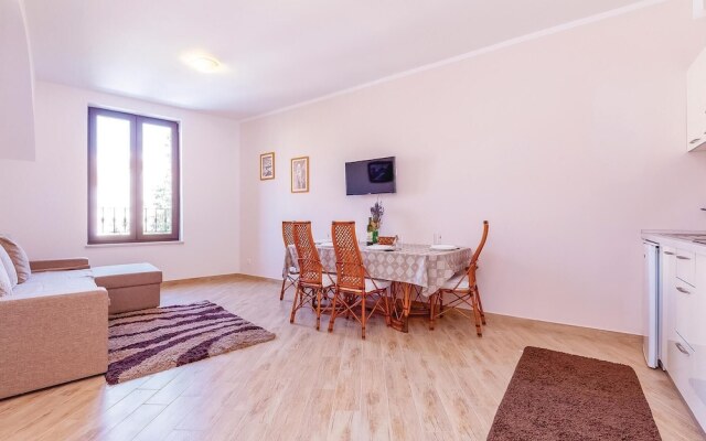 Stunning Home in Novi Vinodolski With Wifi and 2 Bedrooms