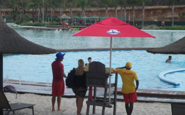 The Blyde Crystal Lagoon Cologne3