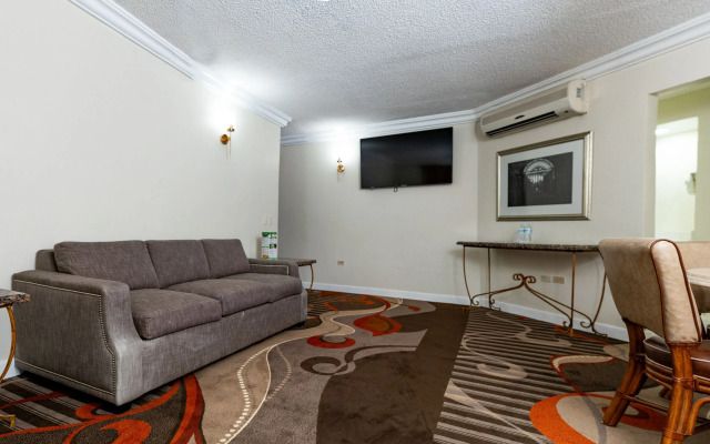 Los Cedros Hotel Inn