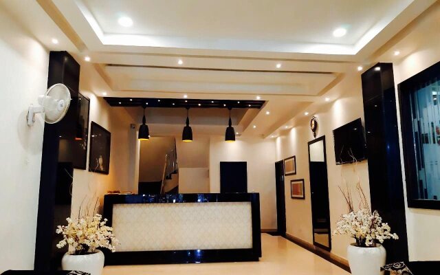 Hotel Al-Towheed
