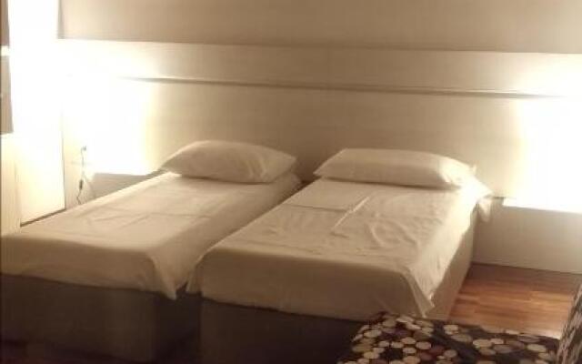 Guest@house Fiera-Rho