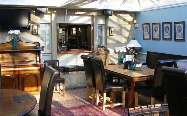The Manifold Inn
