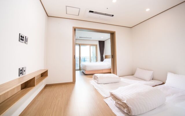 Run Hotel
