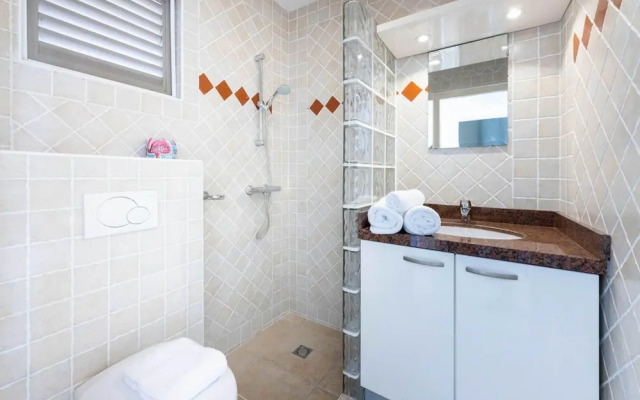 Spacious Bright Villa - Spectacular Ocean Views Private Pool