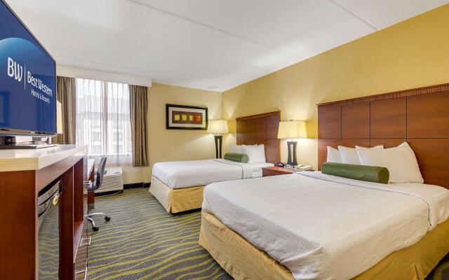 Best Western Plus Charlotte/Matthews Hotel