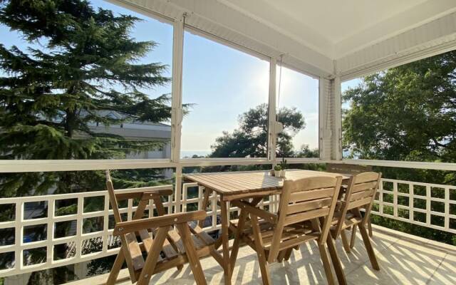 Missafir Spacious Flat Near Caddebostan Coast