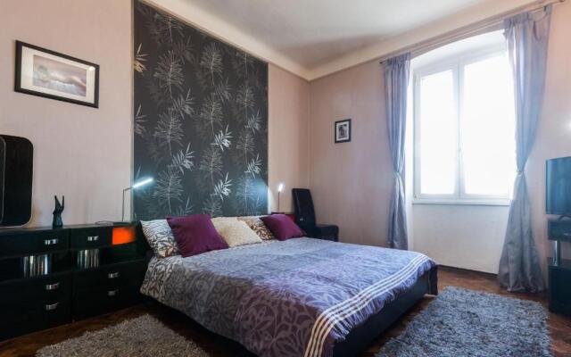 Bristol lux 3BR apartment with view