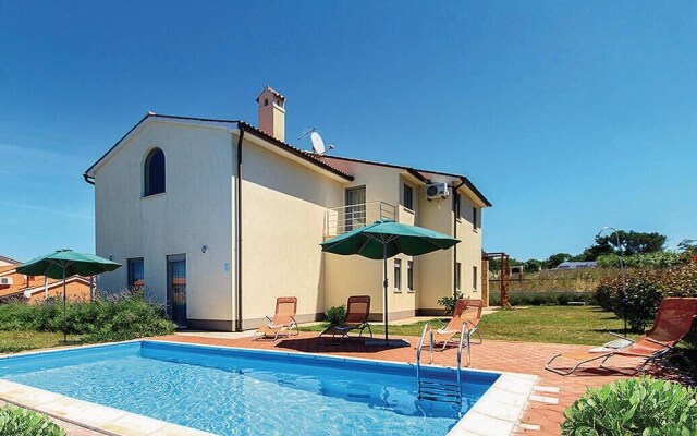 Amazing Home in Pula With Wifi and 3 Bedrooms