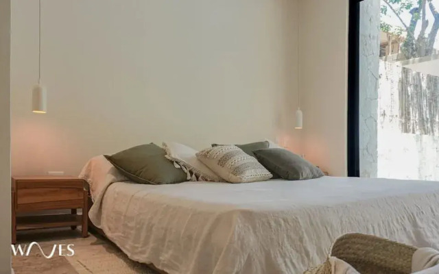 Exclusive Apt w Private Pool Surround Speakers