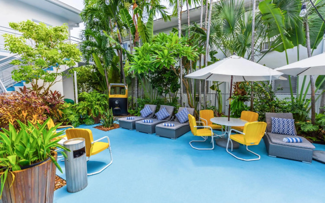 Seaside All Suites Hotel