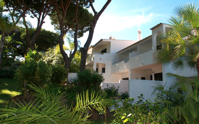 Vale Do Garrão Villas