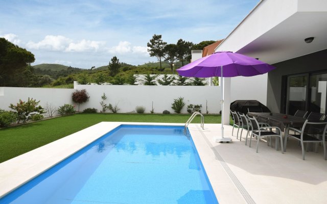 Modern Villa With Private Swimming Pool Near Nazare