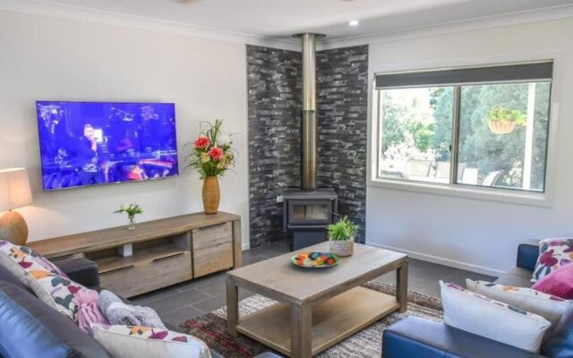 Yungaburra Lodge