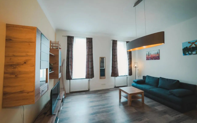 Renovated Apartment close to first district