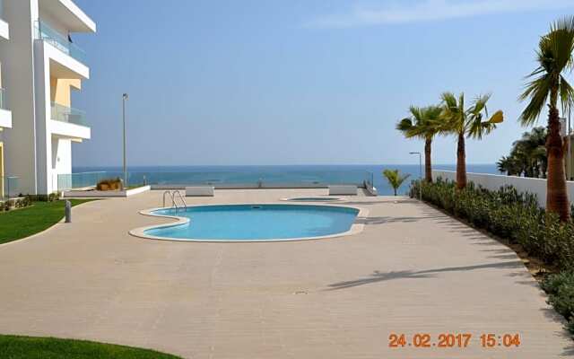 Porto De Mos Golf & Beach B&B