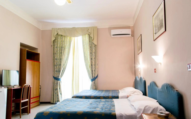 Hotel Altavilla 9