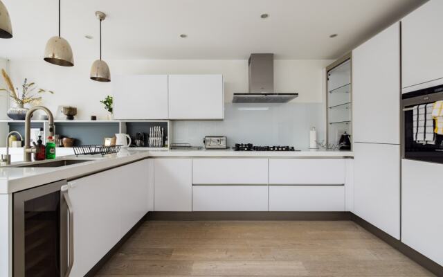 The Fulham Nook - Modern & Stunning 4BDR Home with Garden