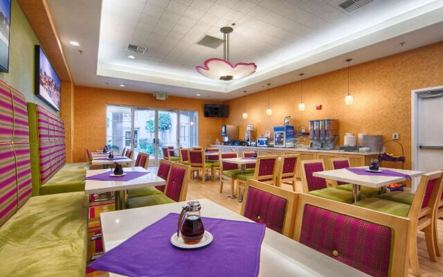 Best Western Plus Capitola By-the-sea Inn & Suites