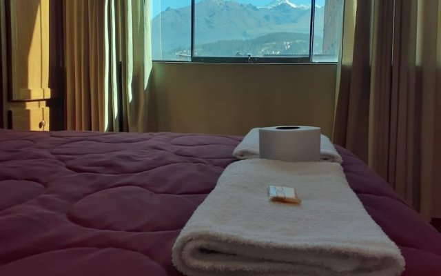 Lhotse Hostel B&B Huaraz