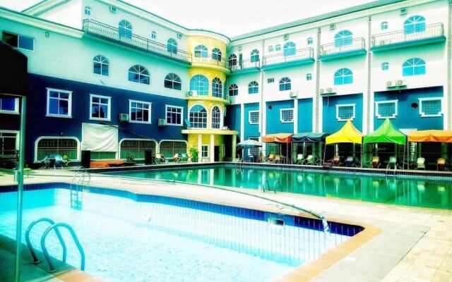 De-Lasmall Hotel and Resort Ltd