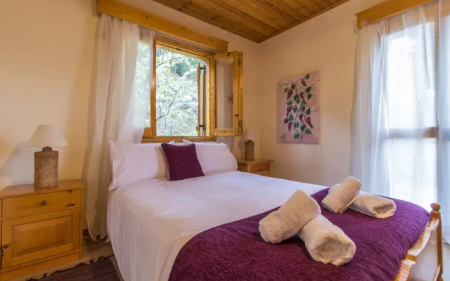 Kyveli Cottage