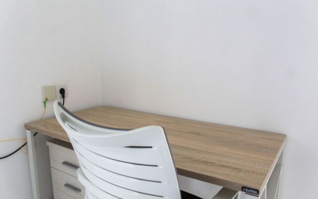 New And Luxury Studio At Casa De Parco Apartment